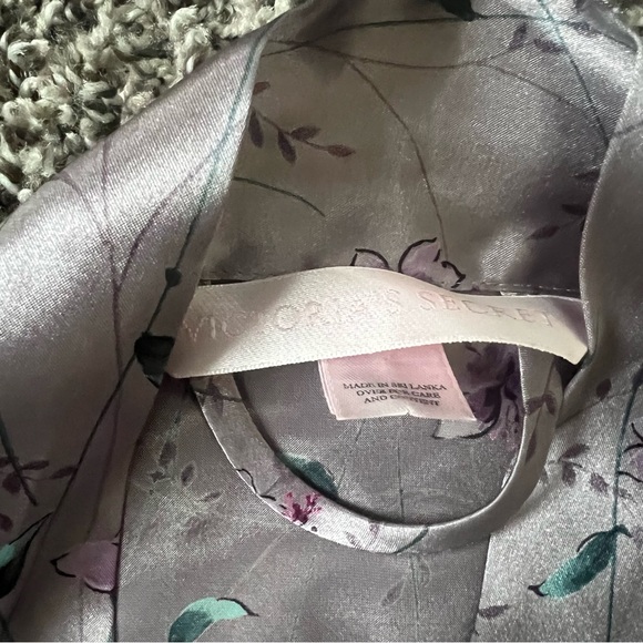 Victoria Secret Robe - Picture 3 of 7